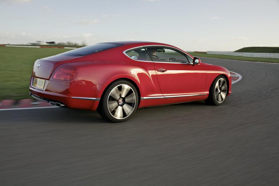  Bentley Continental GT V8 2011 года  (фото 23 из 39)